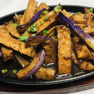 C17. Sizzling Eggplant Tofu