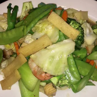 579. Jumbo Shrimp with Mixed Vegetables