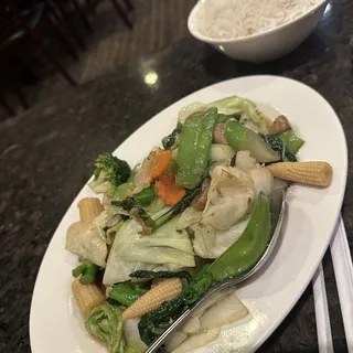 Mixed Vegetables Stir-Fry "Buddha's Delight"