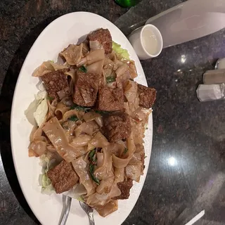 Pad Yai Kee Ma-Ow Seafood "Drunken Noodle"