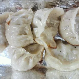 Pan Fried Chicken Dumplings (6)