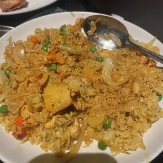 Pineapple Curry Fried Rice (GF)