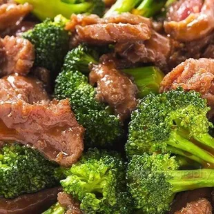 Great Broccoli Beef! Nom nom nom. Get in my belly!