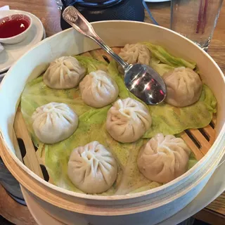 XLB Soup Infused Dumpling (8)