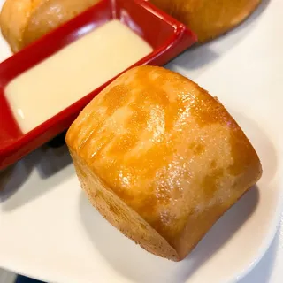 Golden Deep Fried Bun
