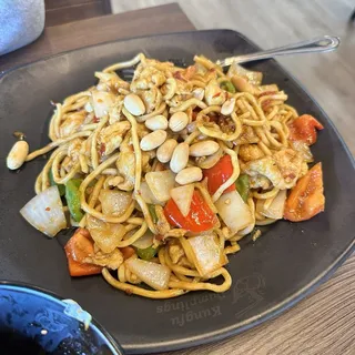 D5. Kung Pao Chicken Noodle