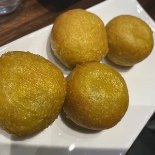 Pumpkin Mochi Cakes