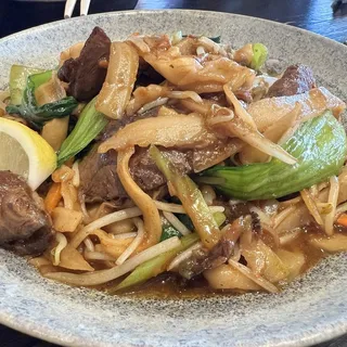 Beef Stir-Fry Hand Cut Noodle