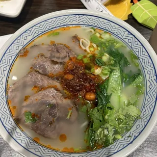 Beef Ramen with Soup