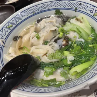Shrimp Hand-Cut Noodle with Soup