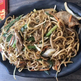 Chicken Stir-Fried Noodle