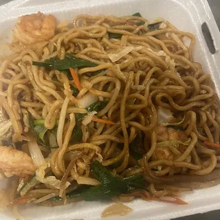Shrimp Stir-Fried Noodle