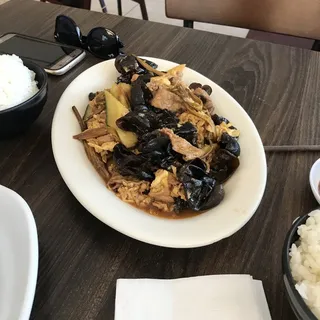 Sliced Pork with Garlic Sauce