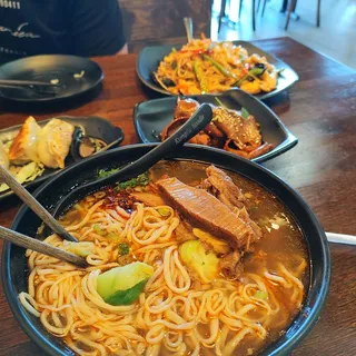 B5. Beef in Chilii Sauce