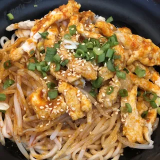 D2. Chicken Cold Noodle with Green Onions