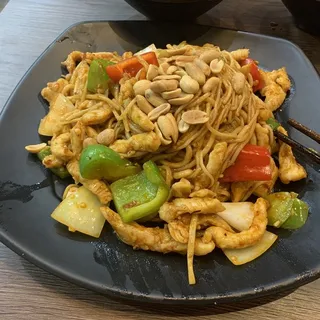 D4. Kung Pao Chicken Noodle