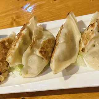 A6. 5 Pieces Gyoza