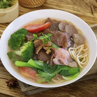 House Special Noodle Soup