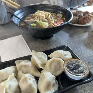 Steamed Pork Dumplings (8) 8