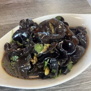 Wood-Ears Mushroom Salad