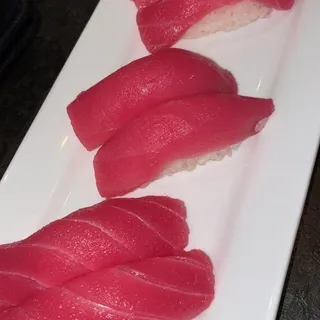 Tuna Nigiri