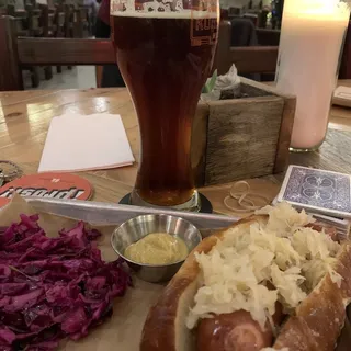 Bacon Cheddar Brat by Nueskes