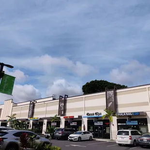 Many different businesses here