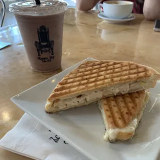 Chicken Artichoke Panini ✨