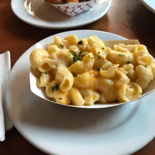 Chicken Pesto Mac n Cheese