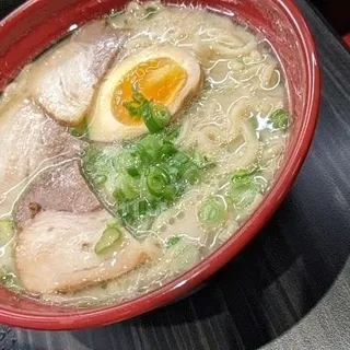Tonkotsu Ramen*