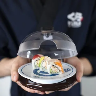 Rainbow Roll Sushi Plate on Mr. Fresh at Kura Revolving Sushi Bar.