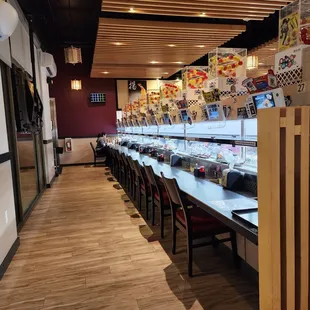 sushi and sashimi, interior