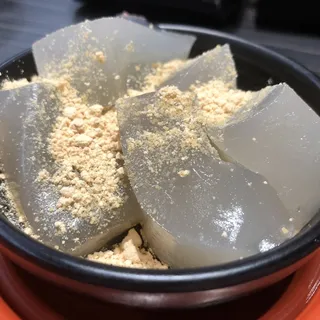 Warabimochi