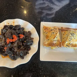 Black Fungus Salads - (Half Tray)