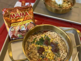 TOMO Noodles & Dumplings