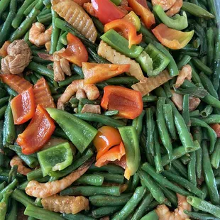 Shrimp with green beans