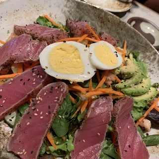 Ahi Tuna Tataki Salad