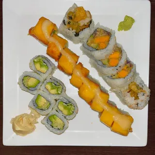 Avocado & Cucumber Maki