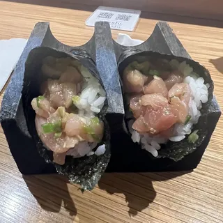 Yellowtail & Scallion Maki