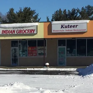 Indian food and Indian grocery store togeather....