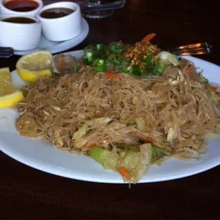 Bihon Guisado