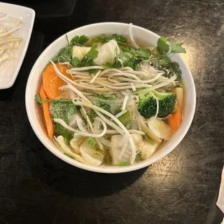 B14. Pho Brisket