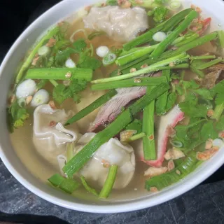 C8. Wonton Yellow Noodle