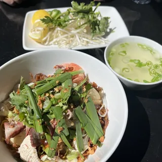 C10. Combination Rice and Yellow Noodle