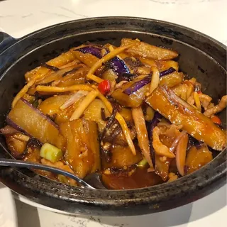 DC03. Eggplant with Garlic ()