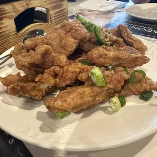 DE13. Deep-Fried Pork Chop in Honey Sauce ()