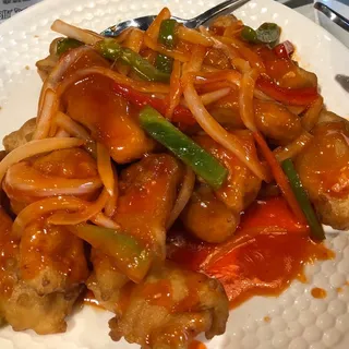 DE18. Fish Fillet with Sweet and Sour Sauce ()