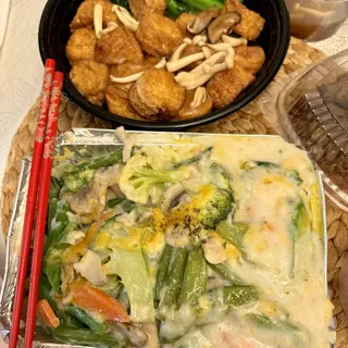 DE38. Tofu with Double Mushroom ()