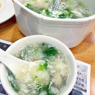DS05. Crab Meat and Fish Maw Vegetable Soup ()