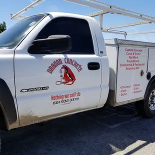 Hhigh performance vinyl (7-10 year durability).